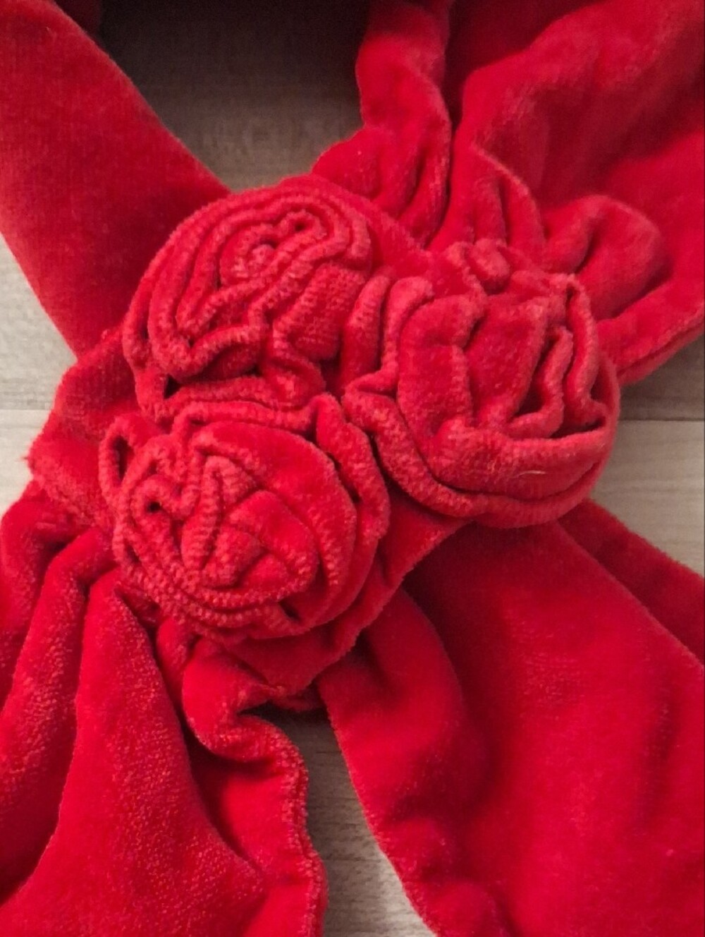The Children's Place Red Velvet Floral Rosette Baby Scarf One Size (M) - Picture 4 of 4